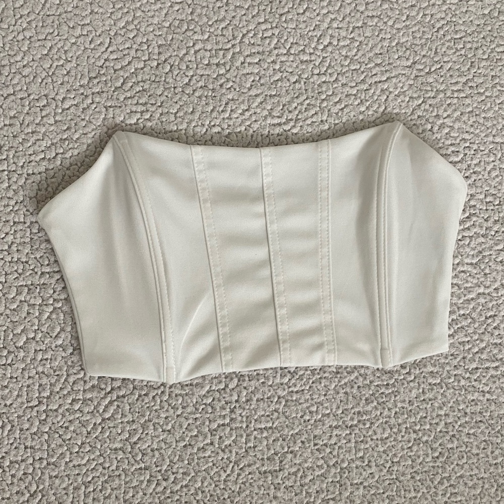 Strapless corset
